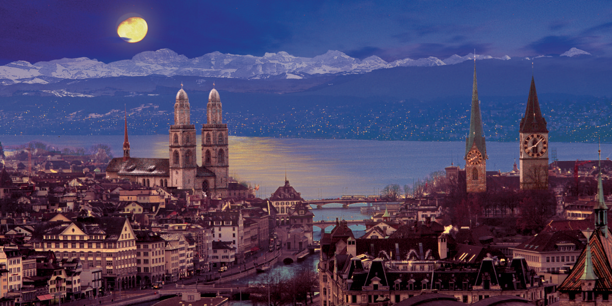 Postkarte · Zuerich · Stadtansicht · Grossmuenster Fraumuenster Stpeter
