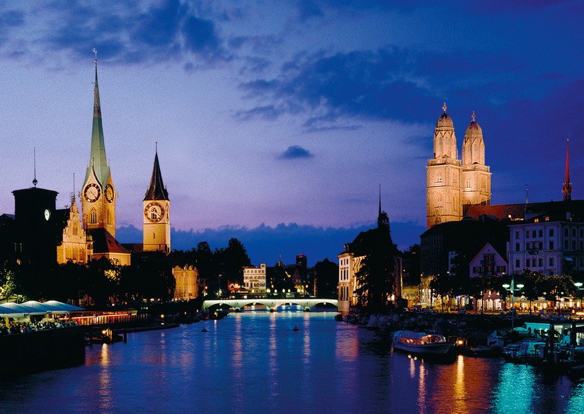 Postkarte · Zuerich · Limmat · Fraumuenster Stpeter Grossmuenster